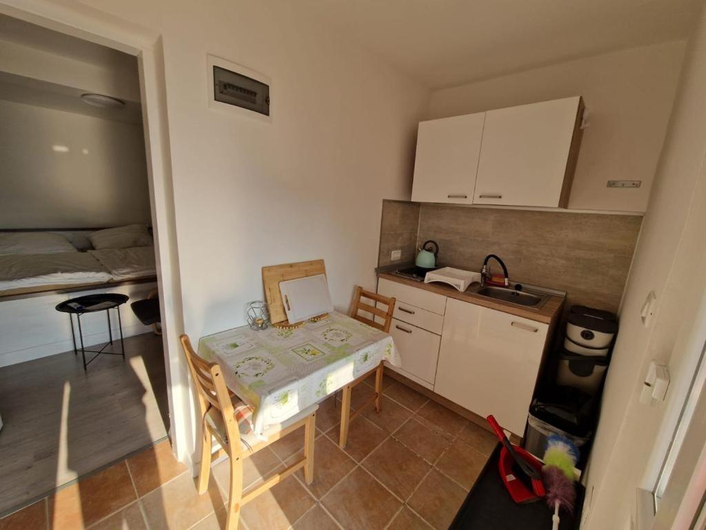 Aloe Apartment ราบัซ ภายนอก รูปภาพ